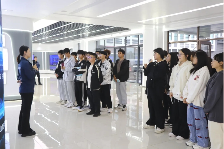 筑牢基础 展望未来 ▏唐山学院会计学院学生到Ebpay(中国)智能参观学习